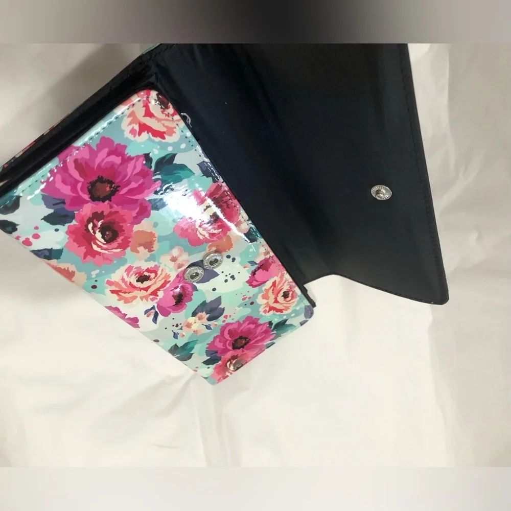 Tahari blue pink rose flowers‎ floral glossy patent foldover wallet new